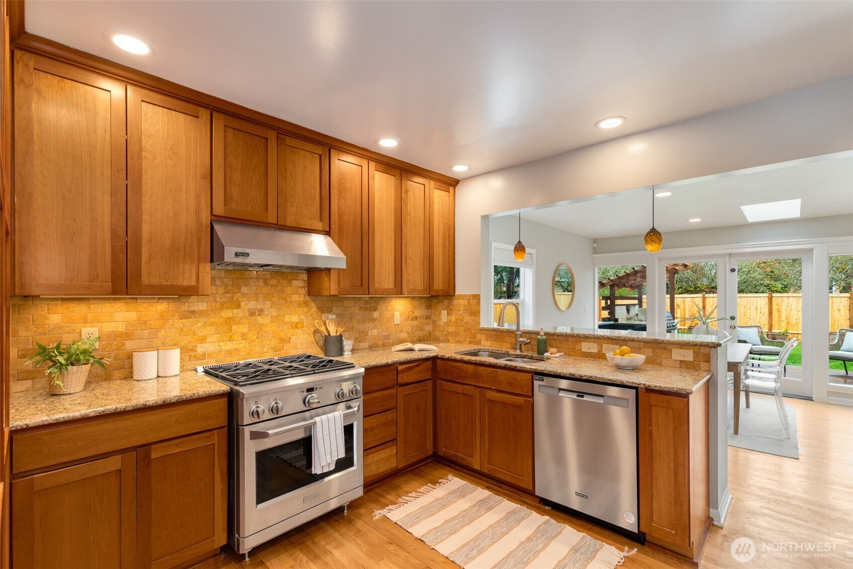 9716 14th Avenue NW, Seattle, WA 98117