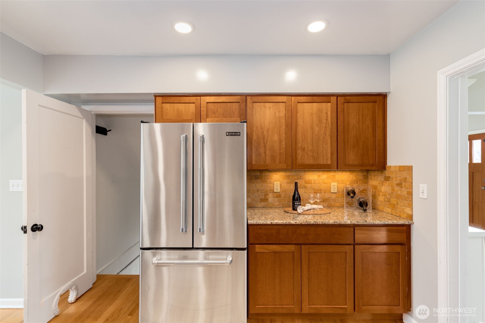 9716 14th Avenue NW, Seattle, WA 98117