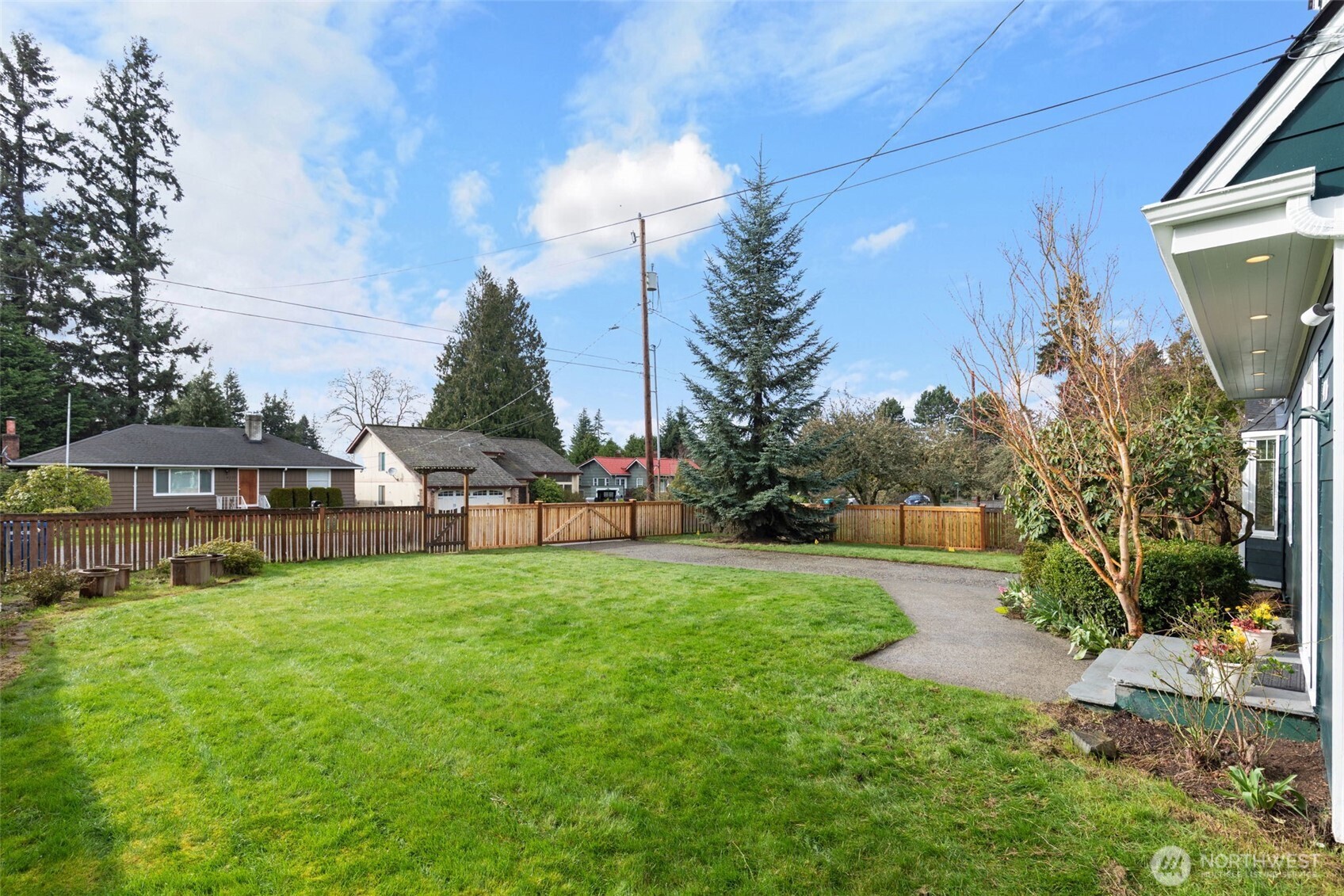 9716 14th Avenue NW, Seattle, WA 98117