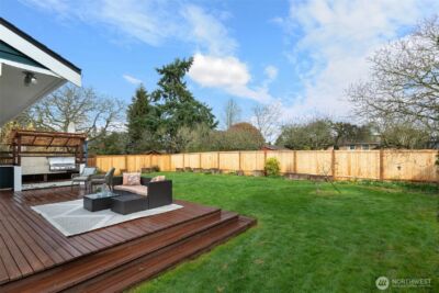 9716 14th Avenue NW, Seattle, WA 98117 - Photo 32