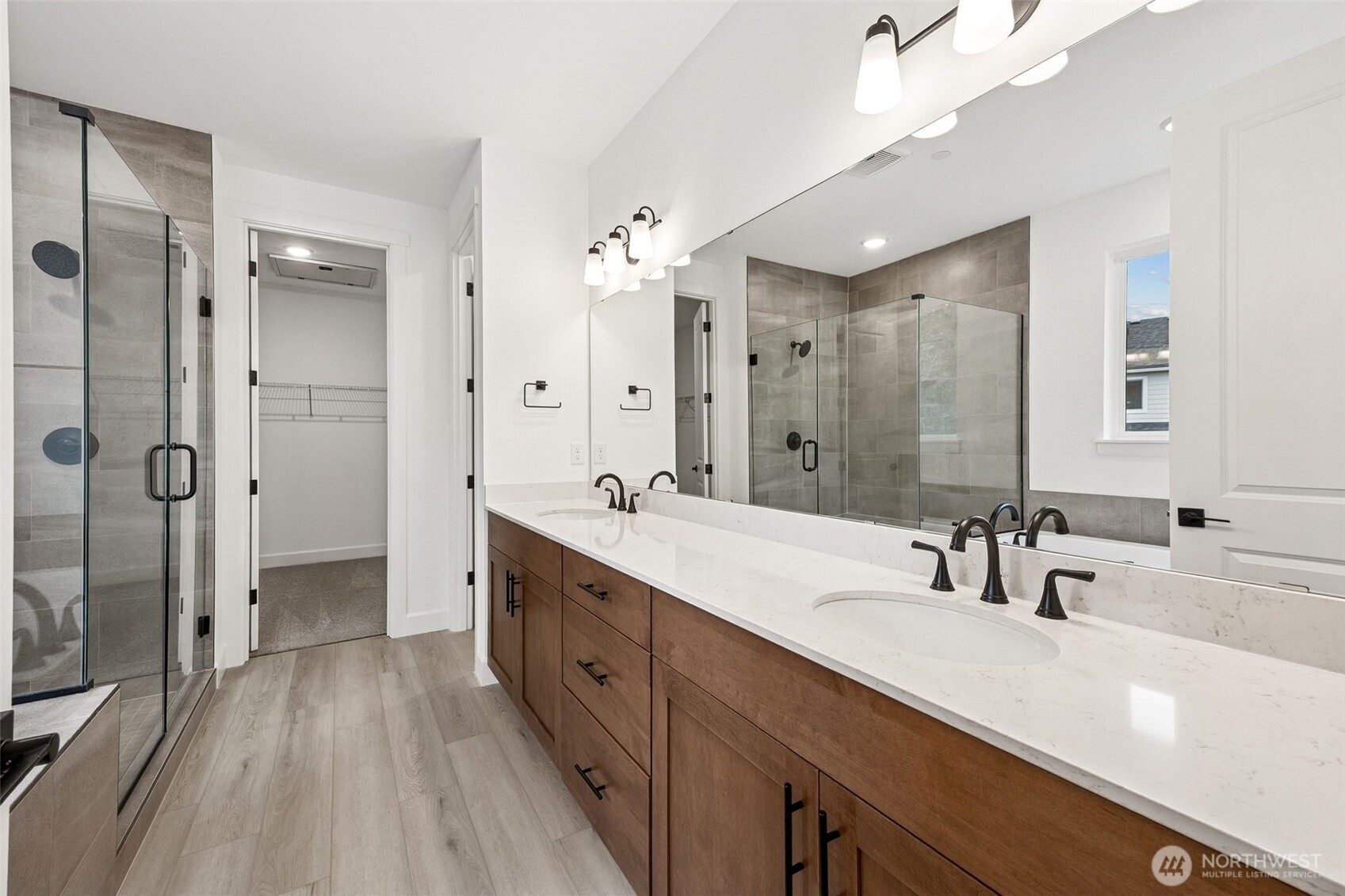 13910 180th Street E #23, Puyallup, WA 98374