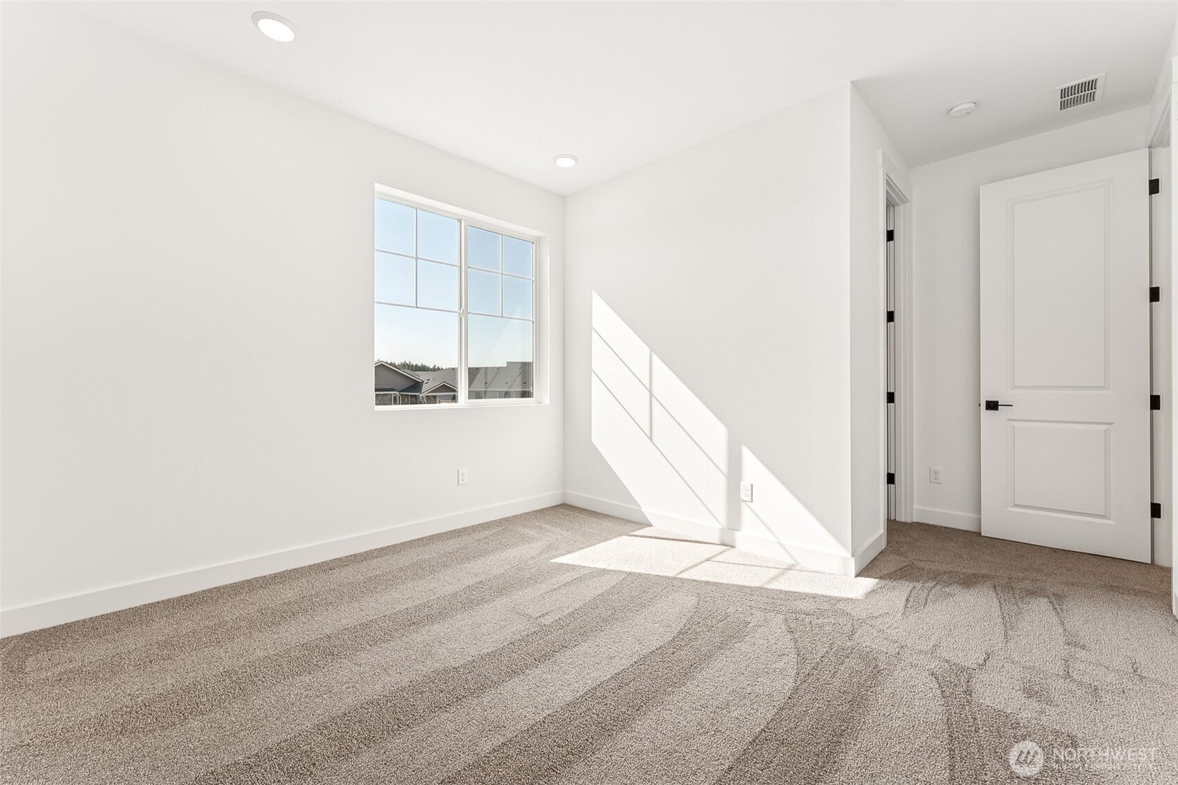 13910 180th Street E #23, Puyallup, WA 98374