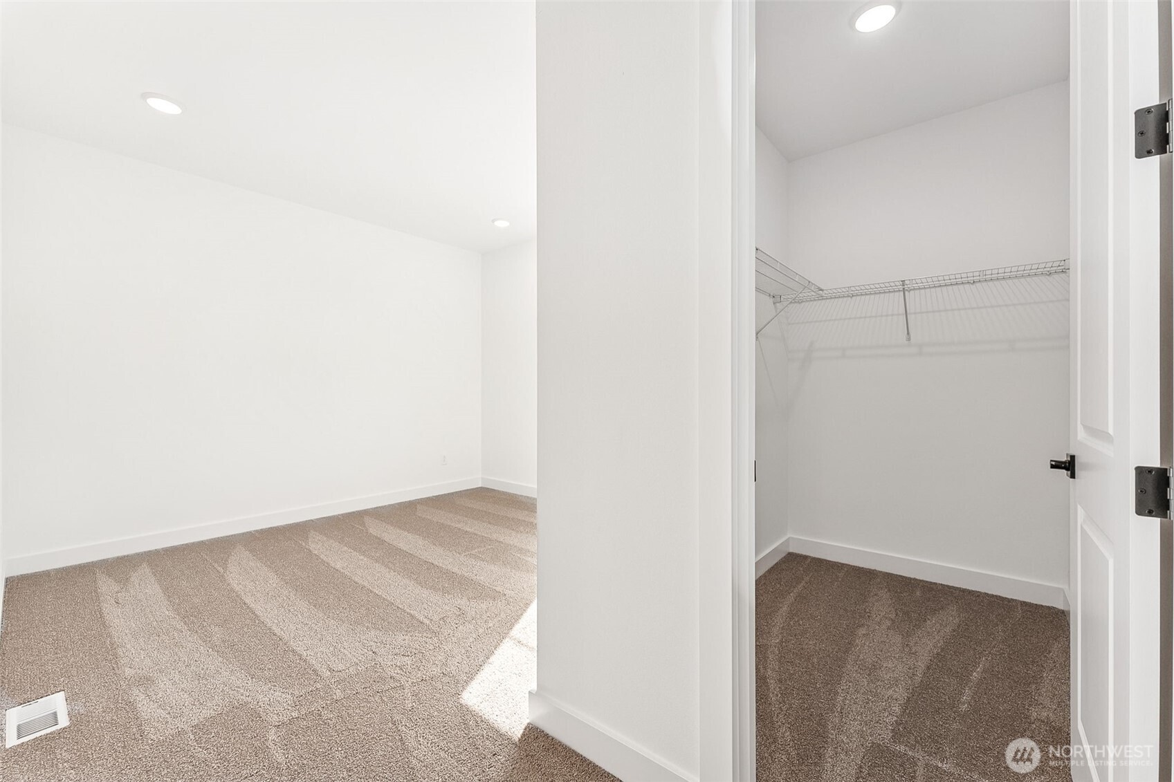 13910 180th Street E #23, Puyallup, WA 98374