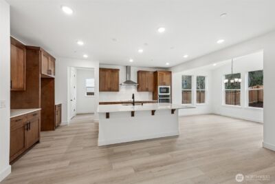 13910 180th Street E #23, Puyallup, WA 98374 - Photo 4