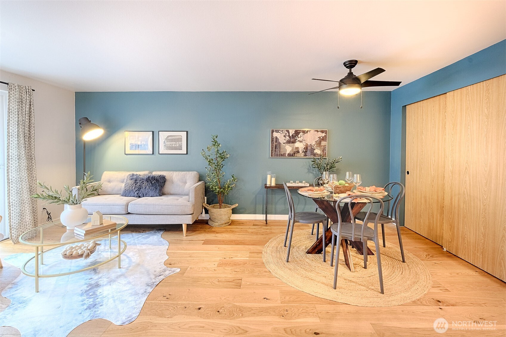 7000 Cleopatra Place NW #303, Seattle, WA 98117