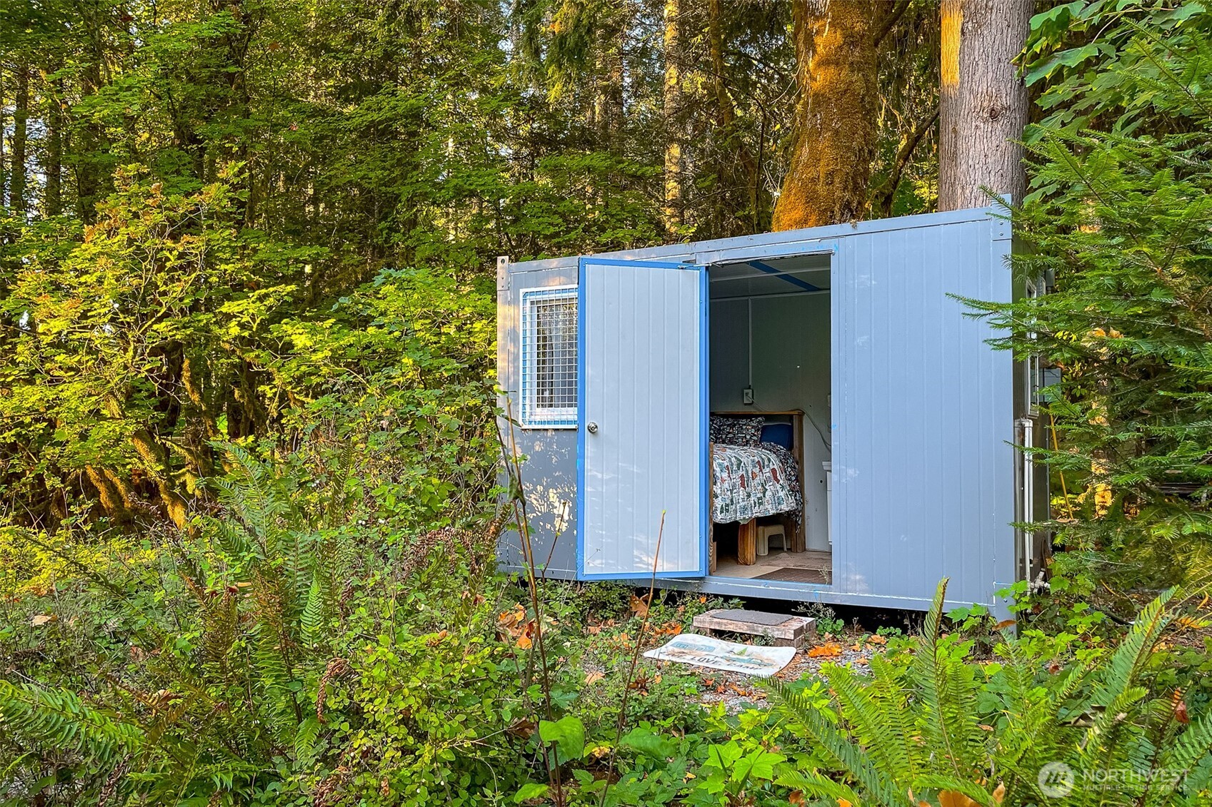 104 Rainbow Place , White Pass, WA 98361