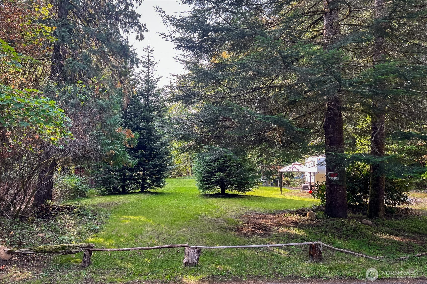 104 Rainbow Place , White Pass, WA 98361