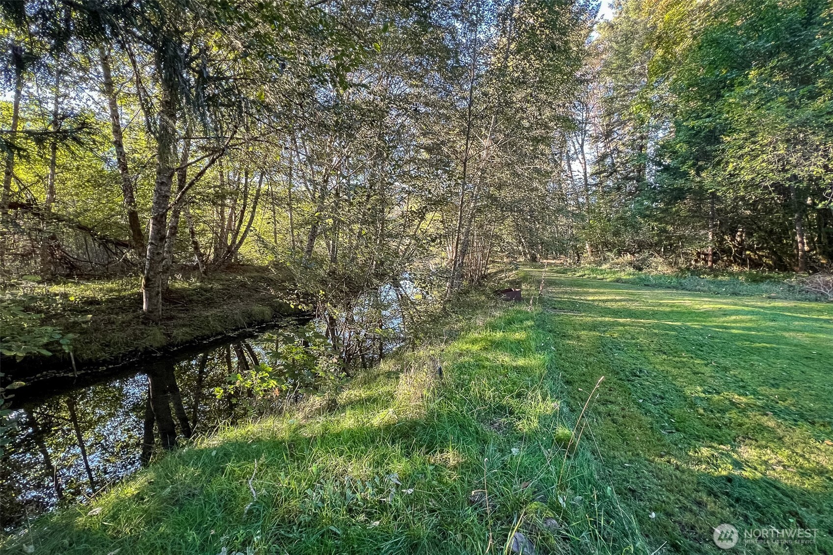 104 Rainbow Place , White Pass, WA 98361