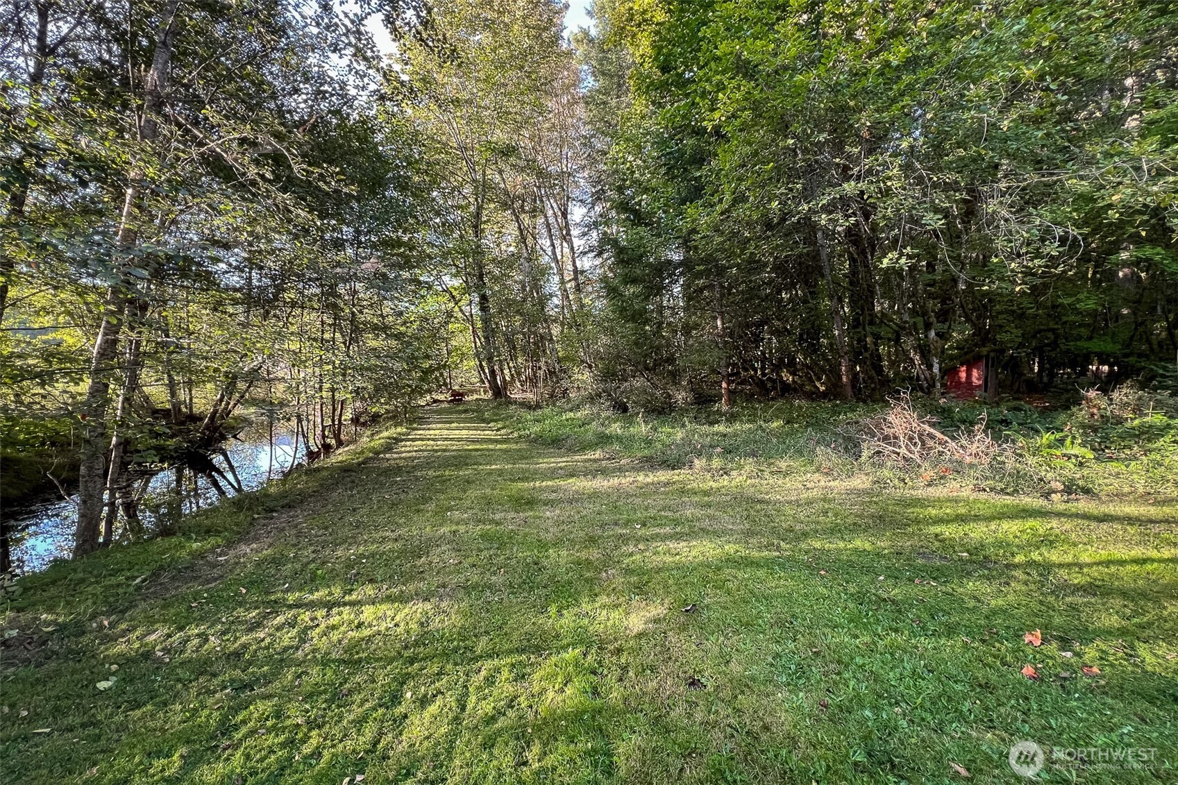 104 Rainbow Place , White Pass, WA 98361