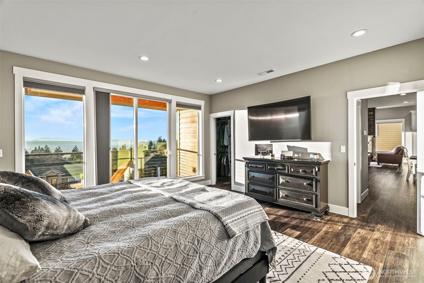 257 Curtis Drive , Longview, WA 98632