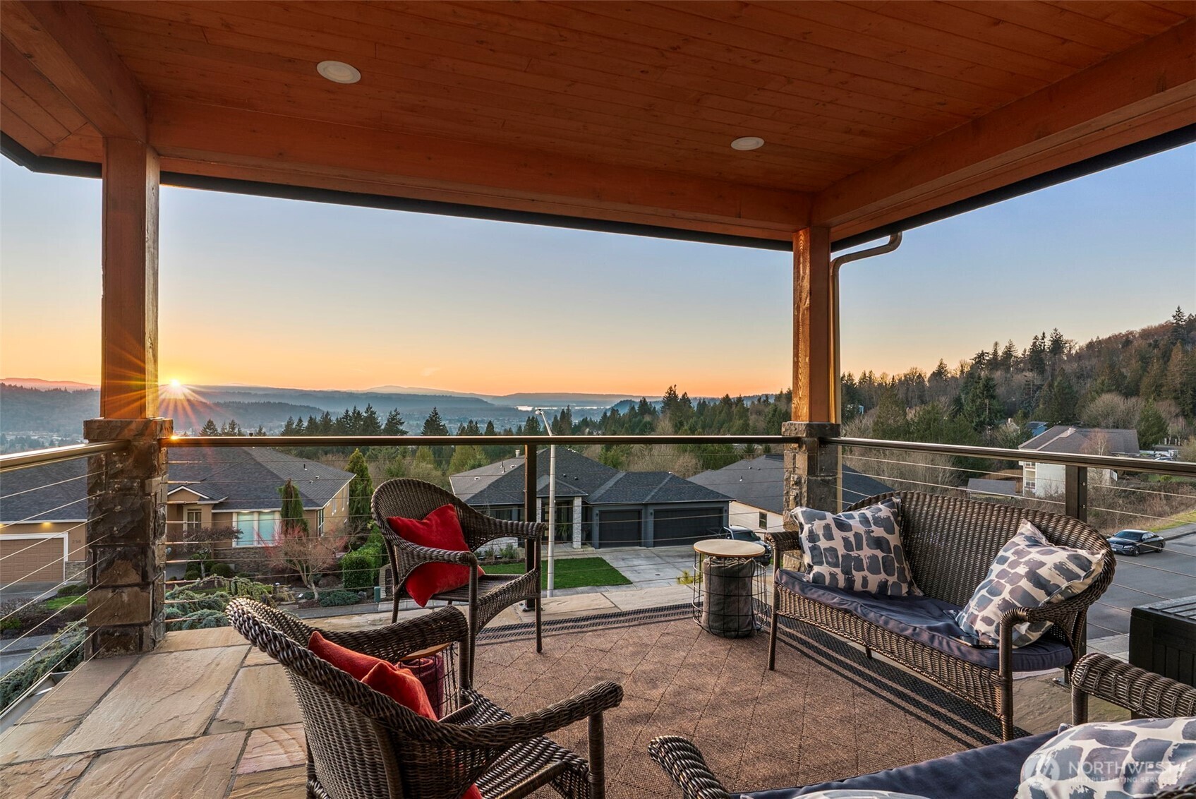 257 Curtis Drive , Longview, WA 98632