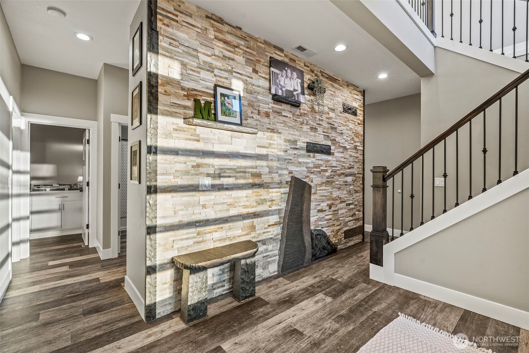 257 Curtis Drive , Longview, WA 98632