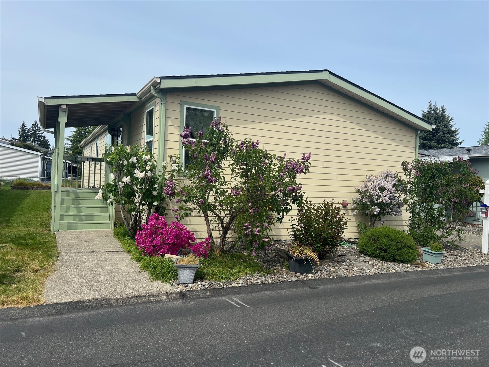 156 NE Zodiac Lane , Bremerton, WA 98311