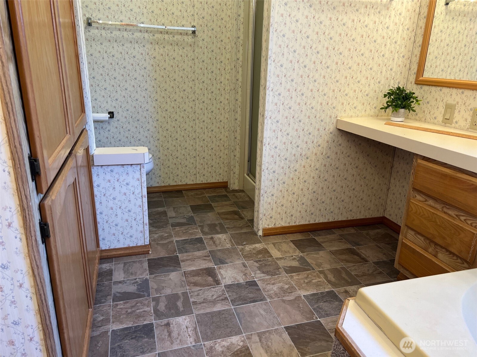 156 NE Zodiac Lane , Bremerton, WA 98311