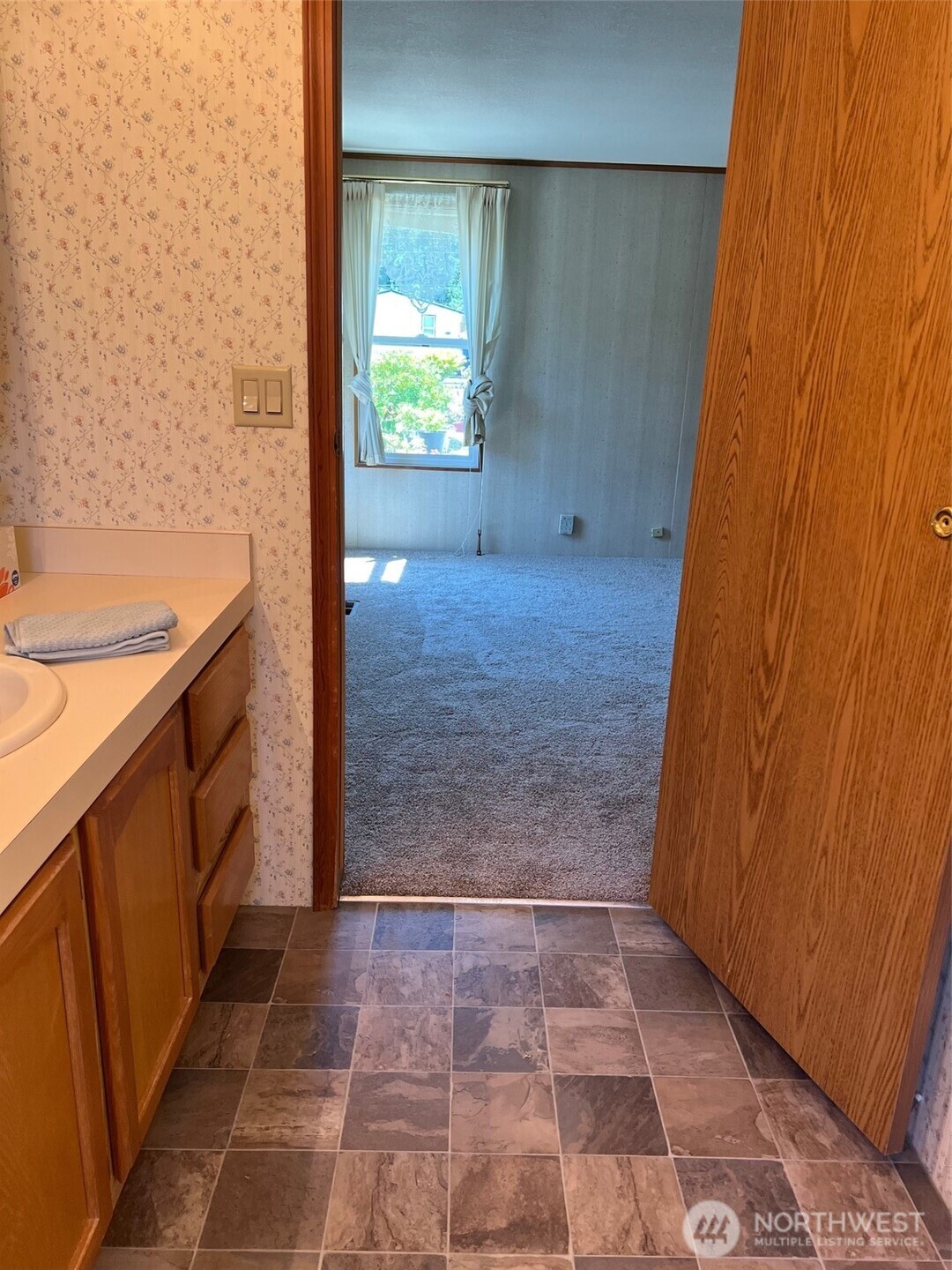 156 NE Zodiac Lane , Bremerton, WA 98311