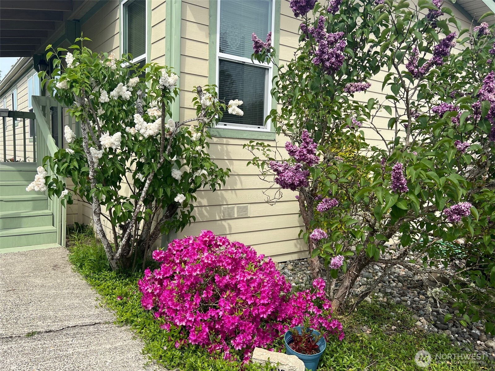 156 NE Zodiac Lane , Bremerton, WA 98311