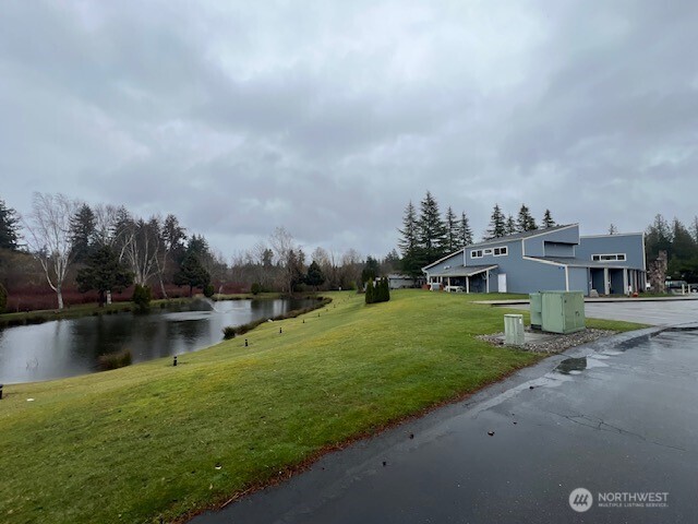 156 NE Zodiac Lane , Bremerton, WA 98311