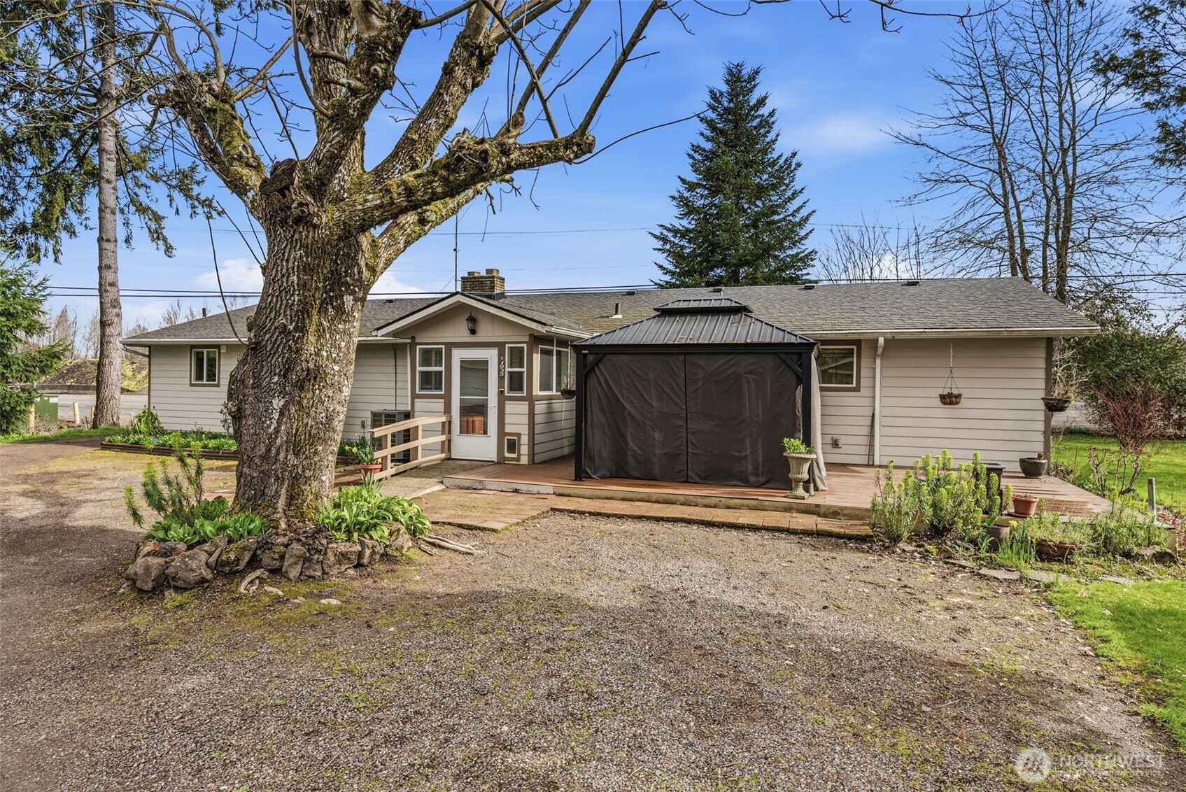 1935 Westside Highway , Kelso, WA 98626