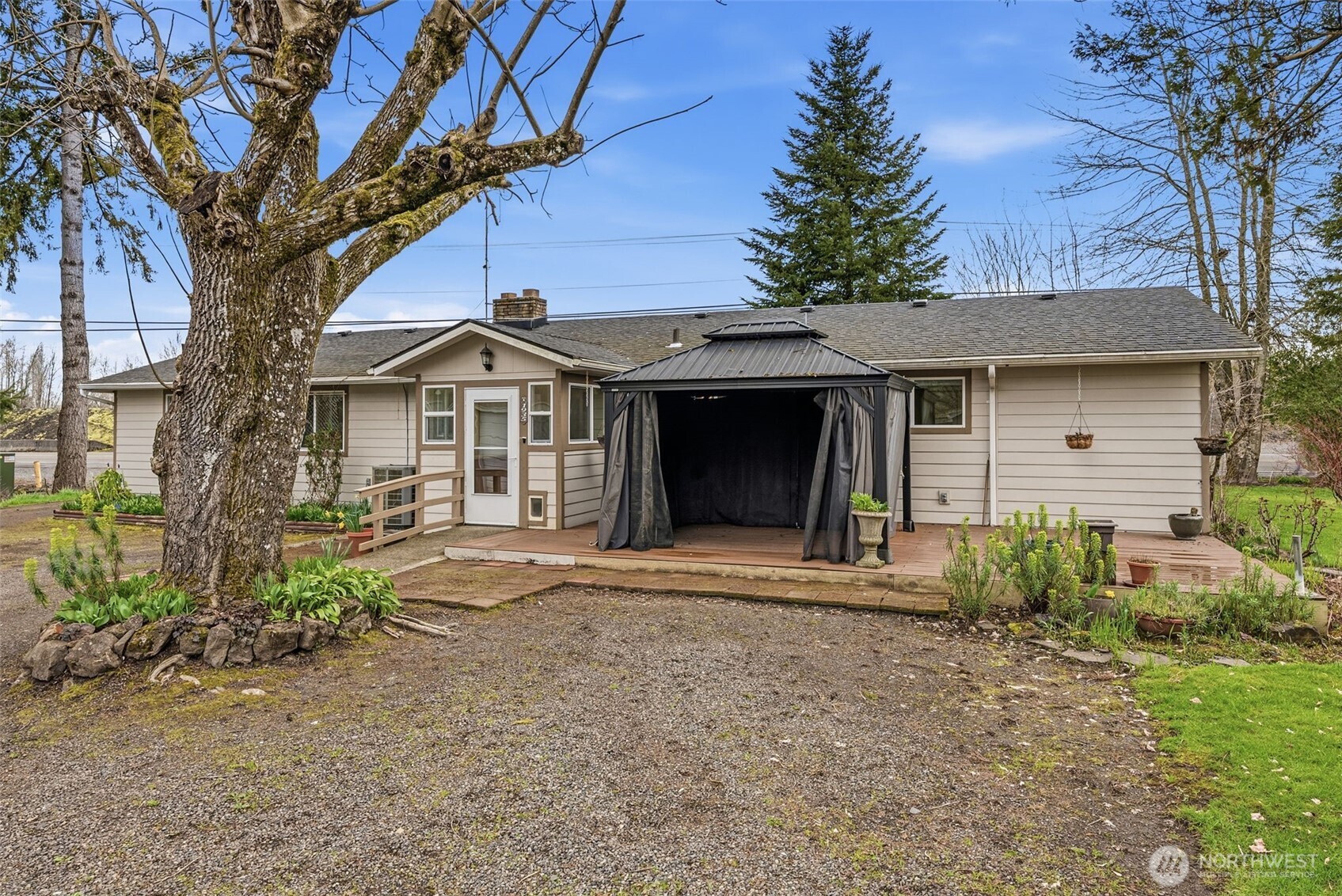 1935 Westside Highway , Kelso, WA 98626