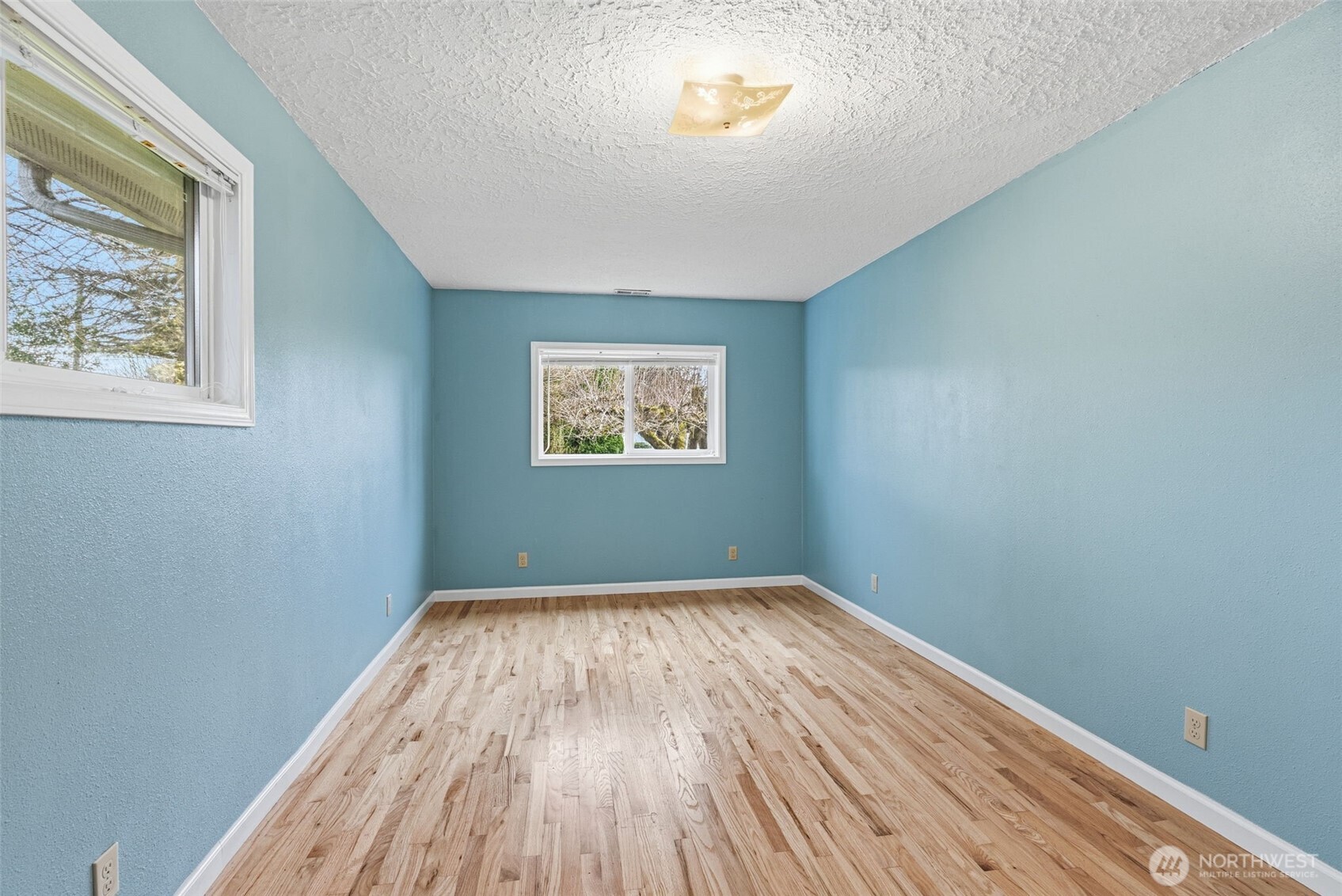 1935 Westside Highway , Kelso, WA 98626