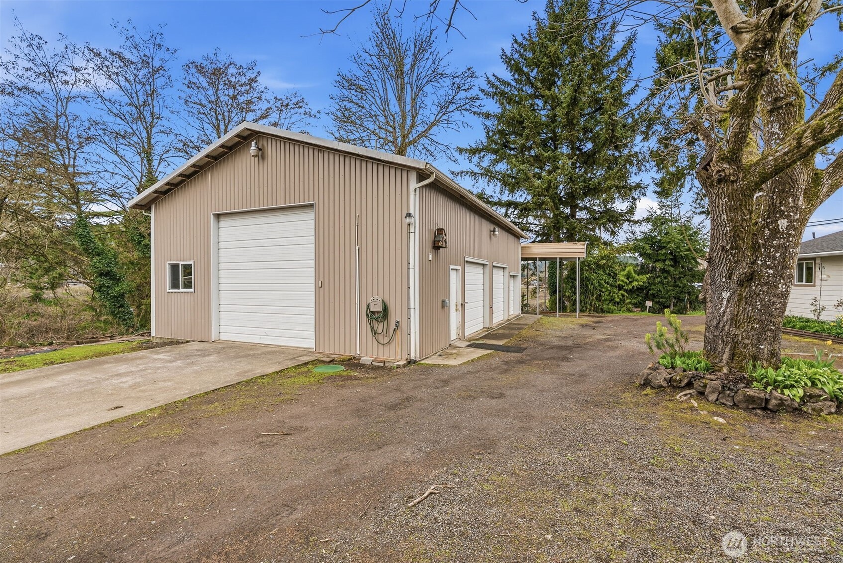 1935 Westside Highway , Kelso, WA 98626