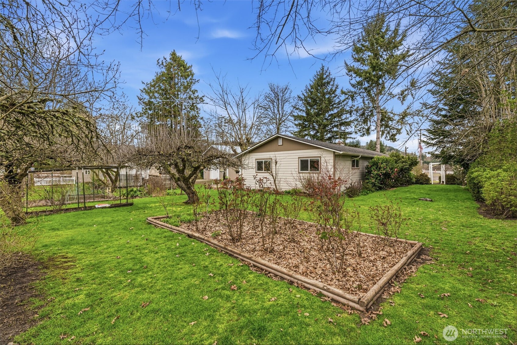 1935 Westside Highway , Kelso, WA 98626