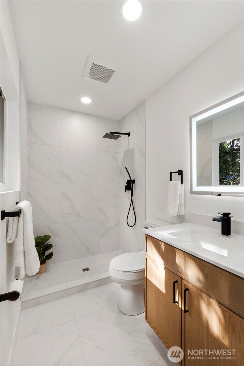 13022 15th Avenue SW, Burien, WA 98146