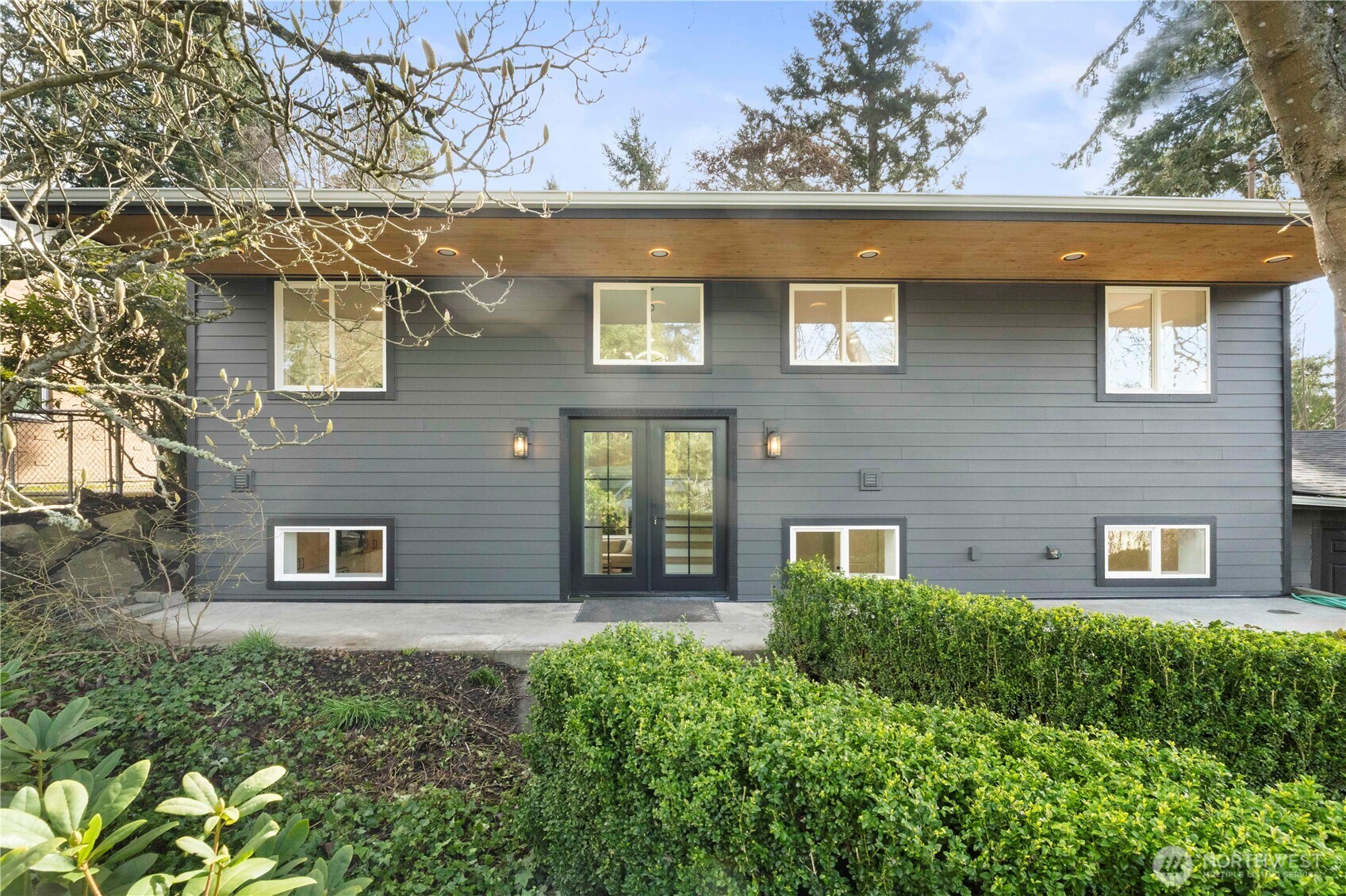 13022 15th Avenue SW, Burien, WA 98146
