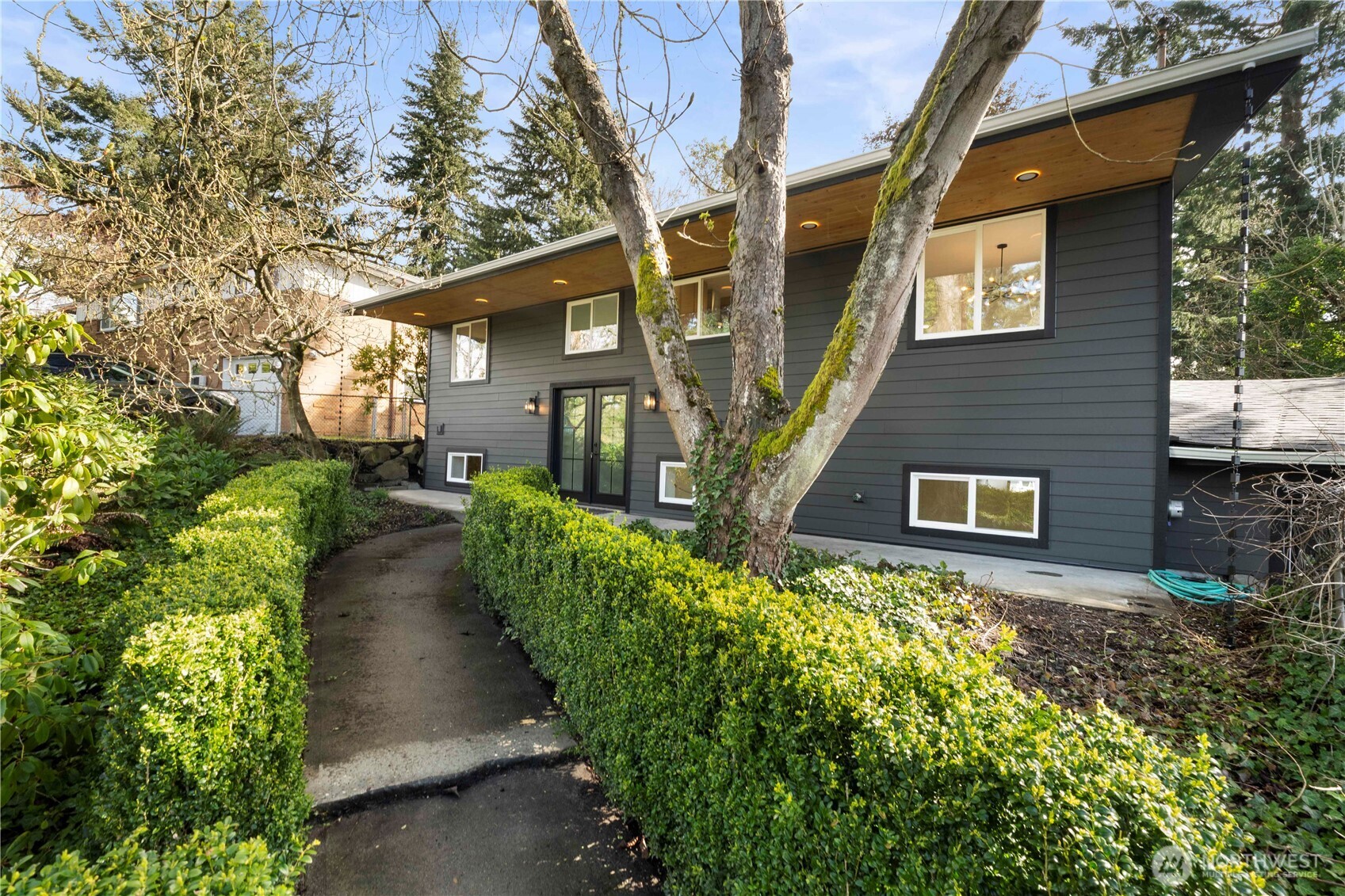 13022 15th Avenue SW, Burien, WA 98146