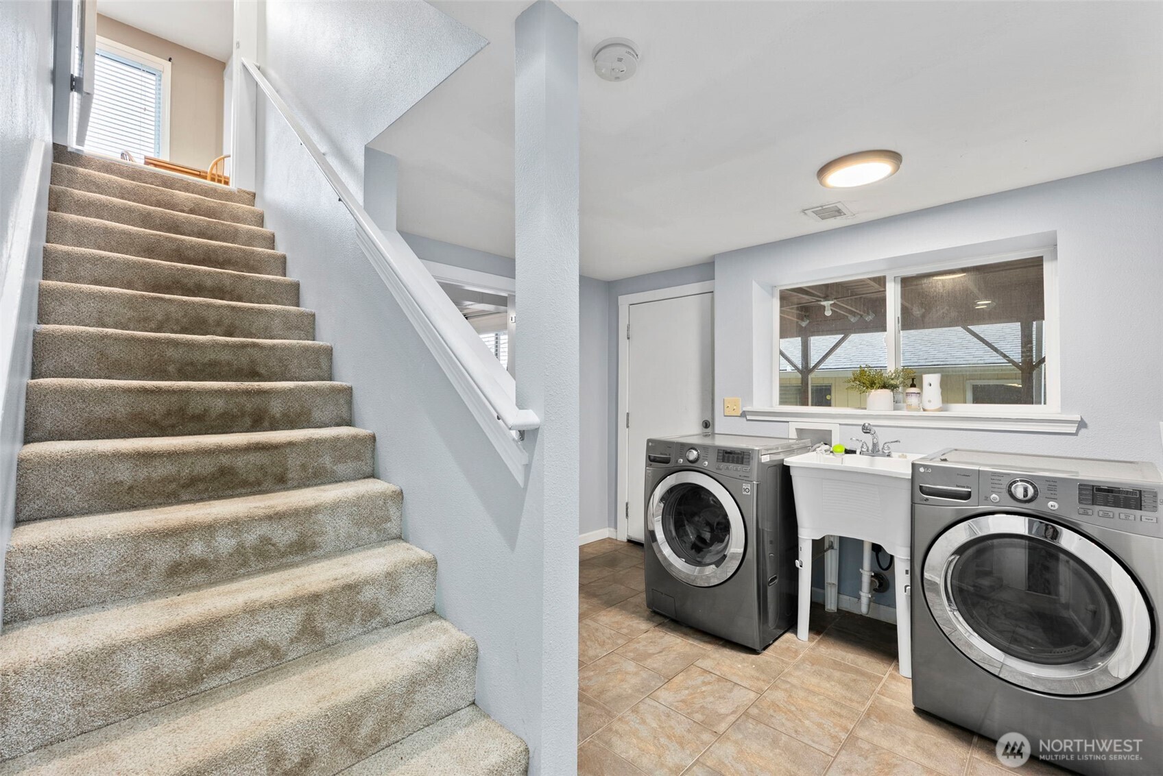 7642 S Thompson Avenue , Tacoma, WA 98408