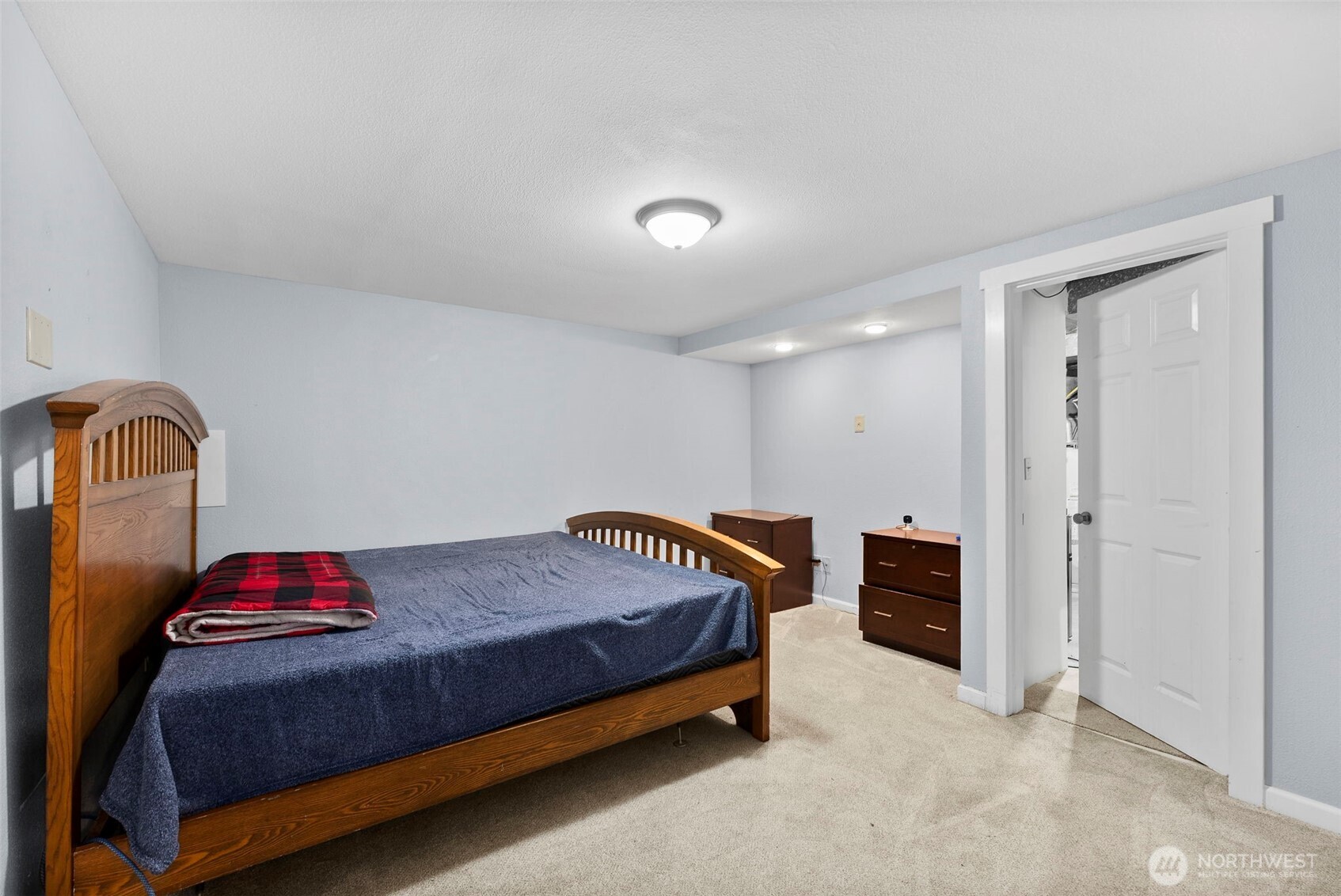 7642 S Thompson Avenue , Tacoma, WA 98408