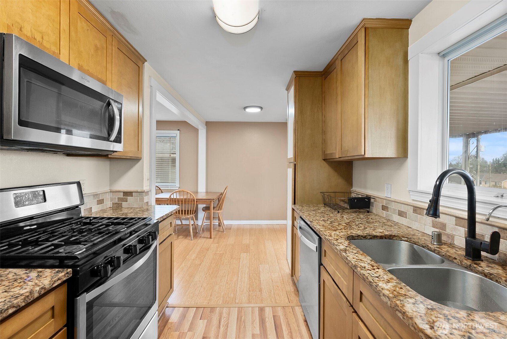 7642 S Thompson Avenue , Tacoma, WA 98408