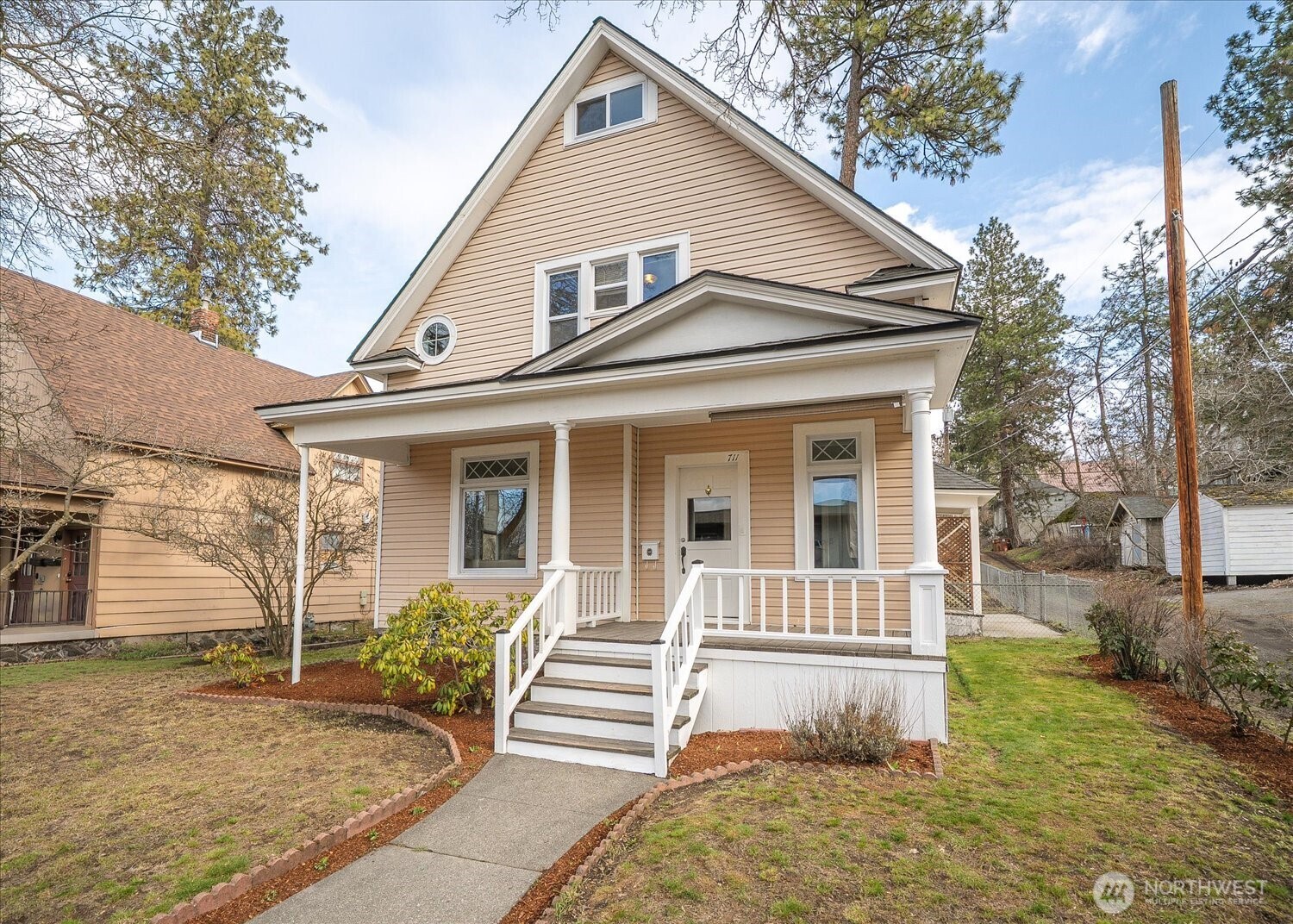 711 S Adams St , Spokane, WA 99204