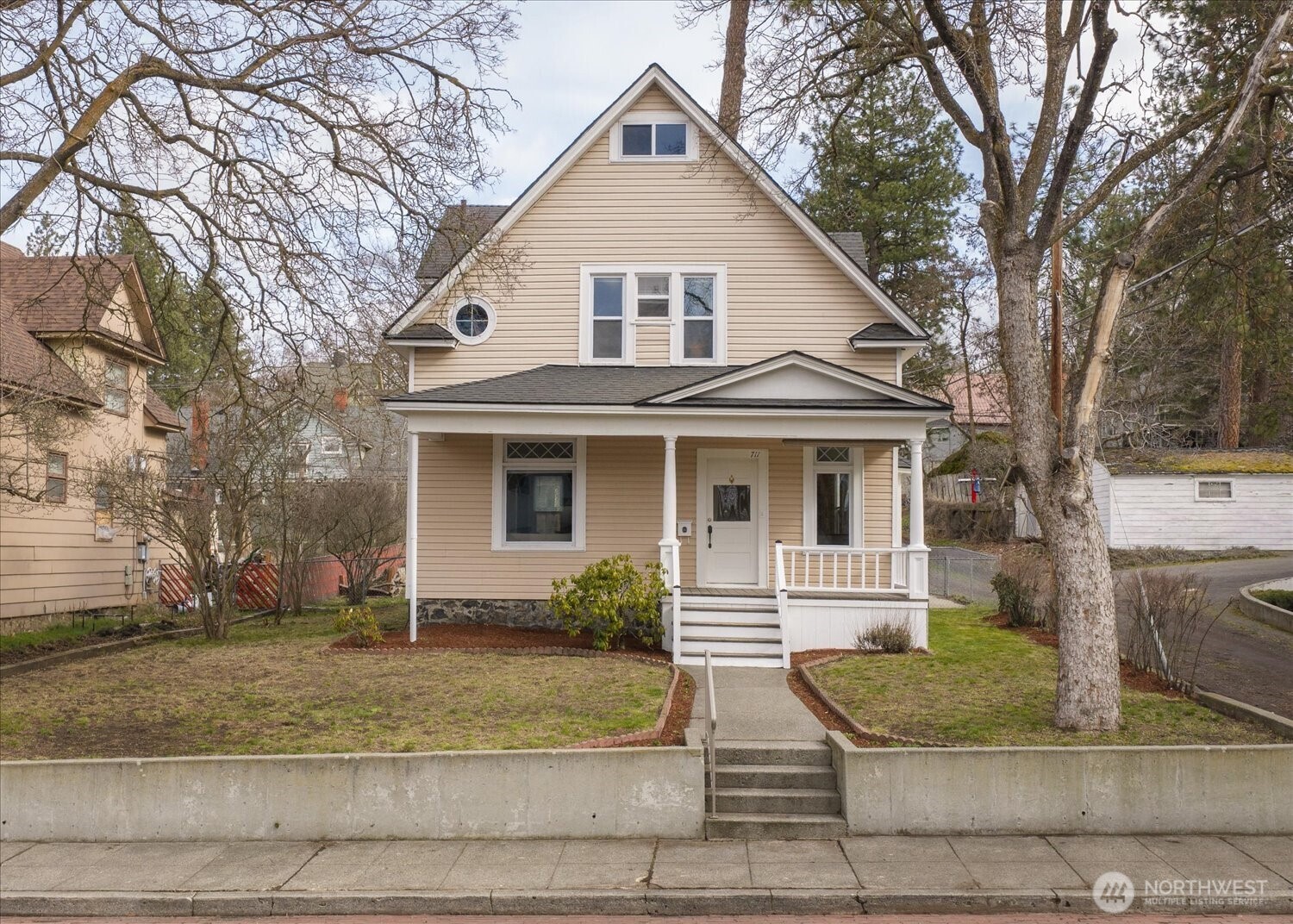 711 S Adams St , Spokane, WA 99204