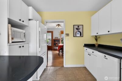 3931 Friday Avenue , Everett, WA 98201 - Photo 8