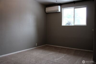 12020 79th Avenue S, Seattle, WA 98178 - Photo 16