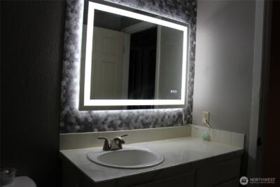 12020 79th Avenue S, Seattle, WA 98178 - Photo 10