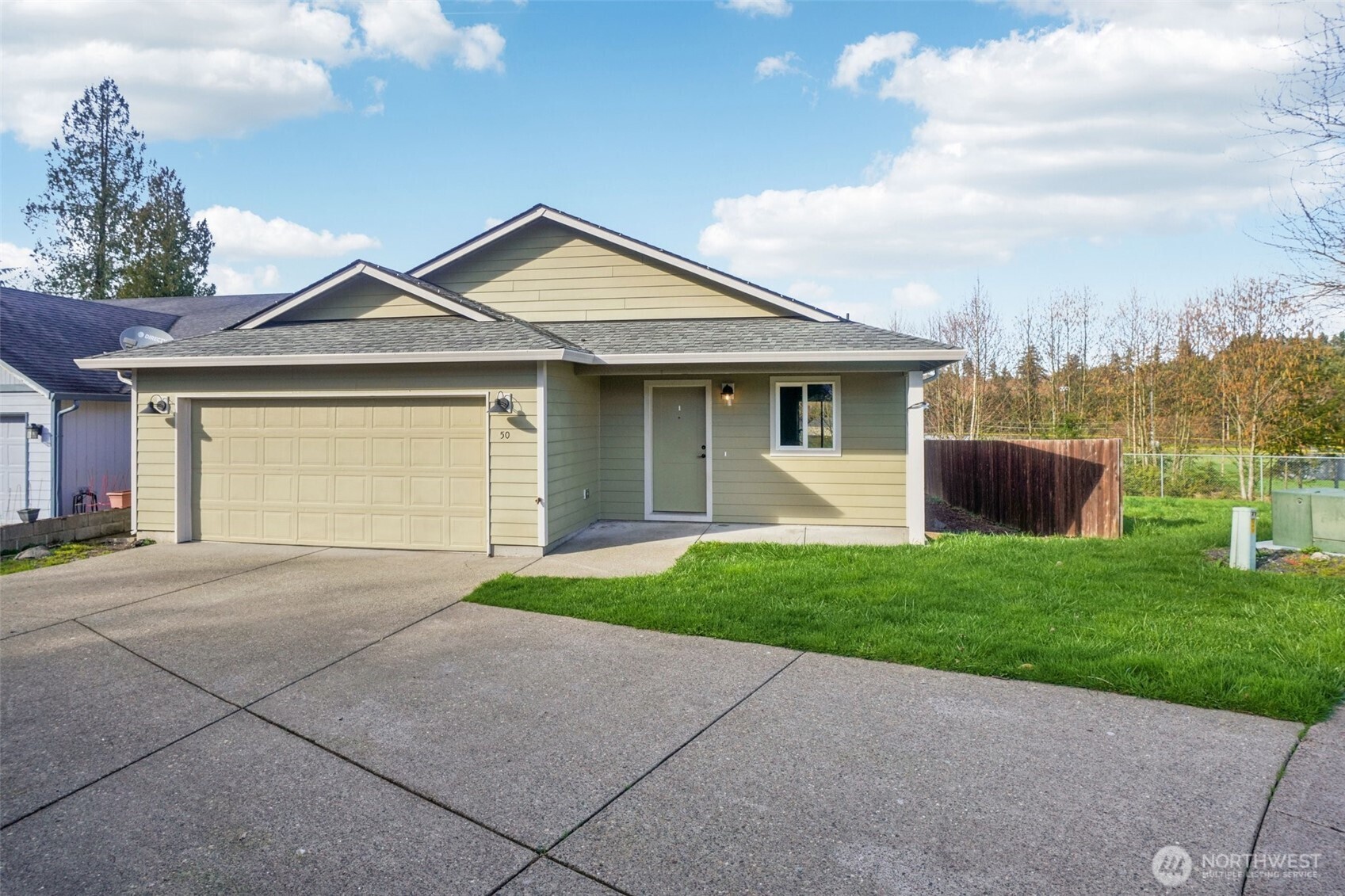 50 Hill Drive , Cathlamet, WA 98612