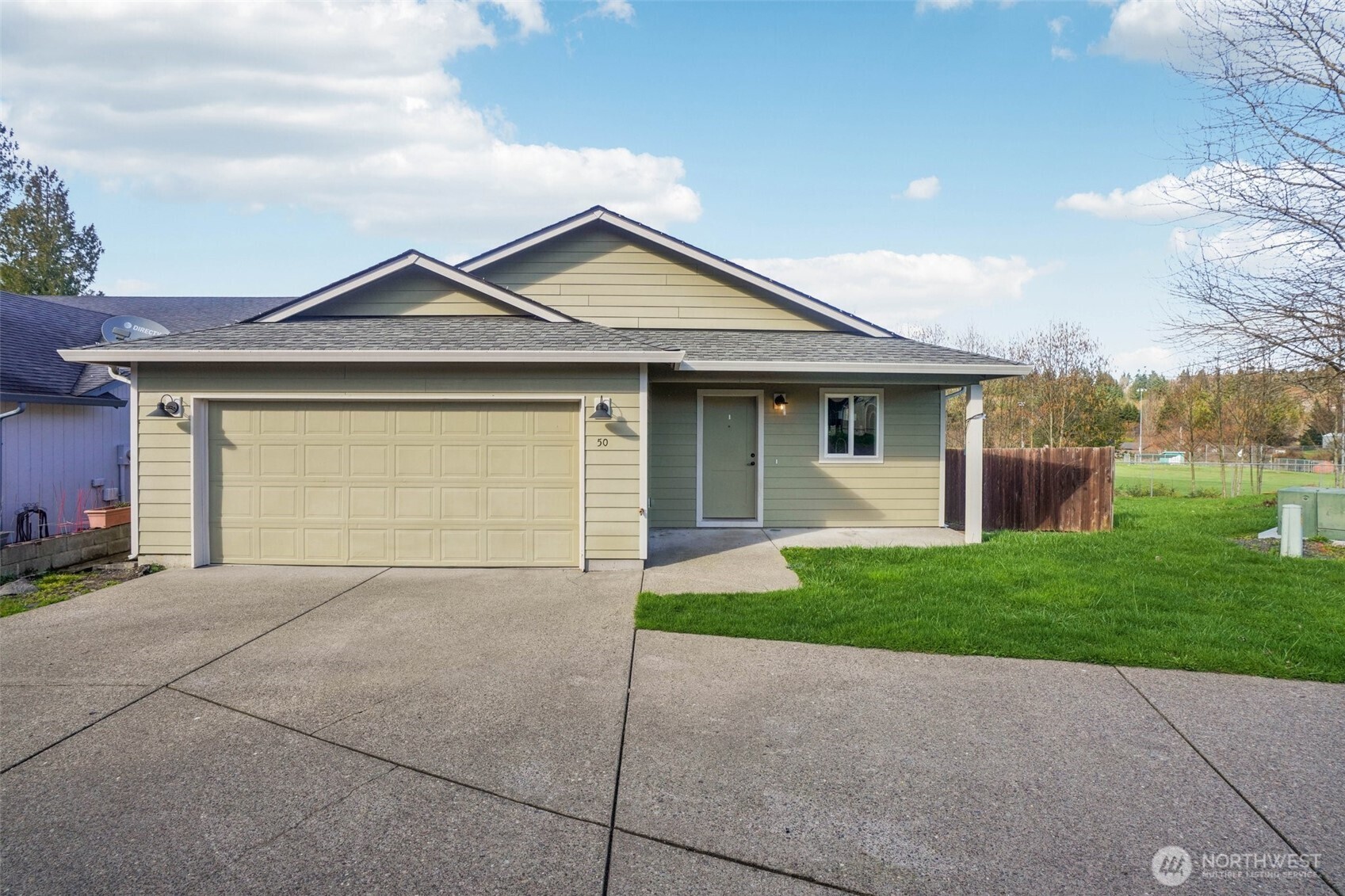 50 Hill Drive , Cathlamet, WA 98612