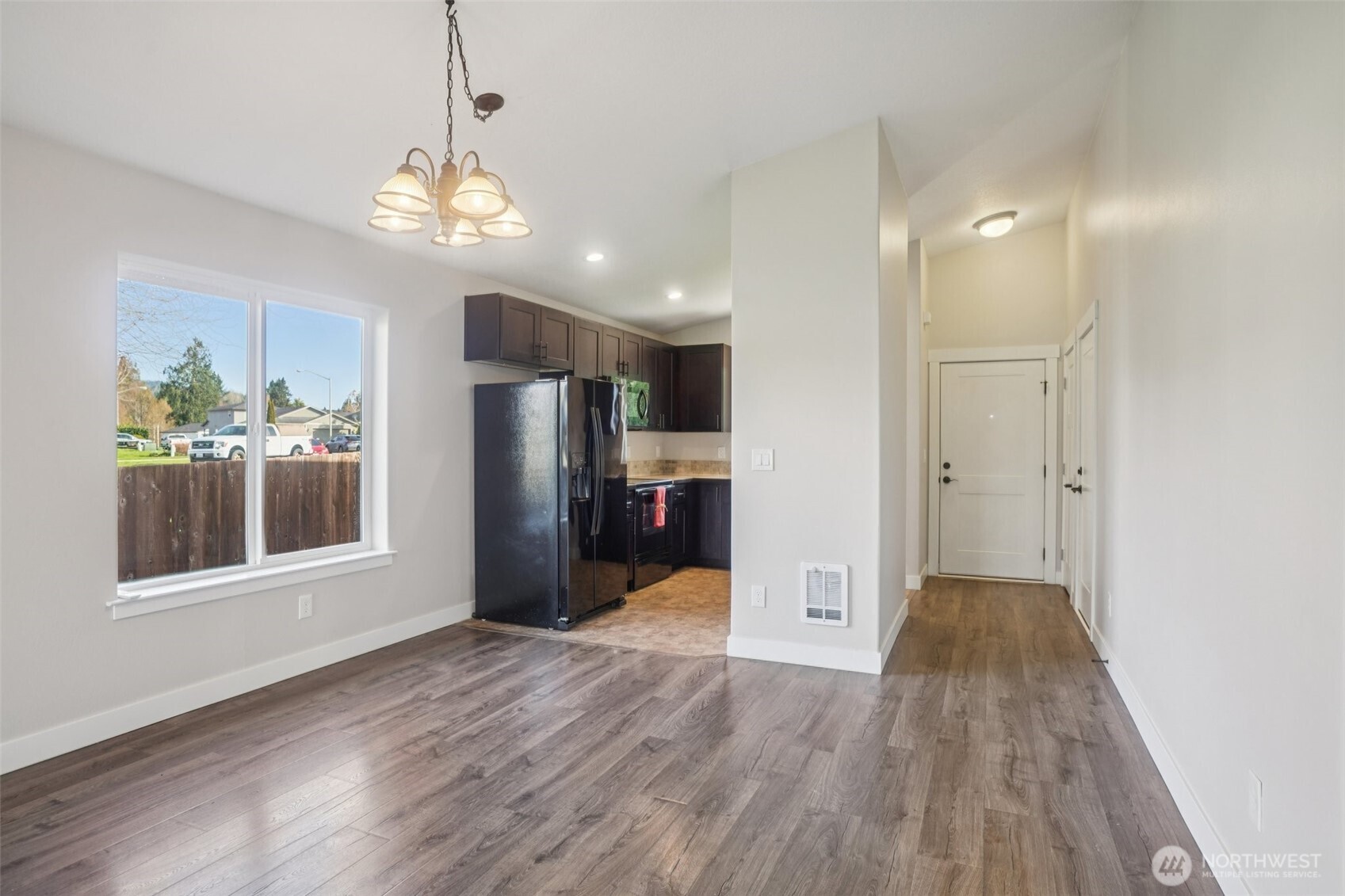 50 Hill Drive , Cathlamet, WA 98612