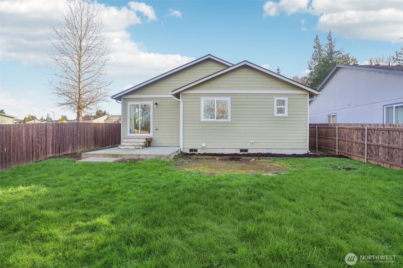 50 Hill Drive , Cathlamet, WA 98612