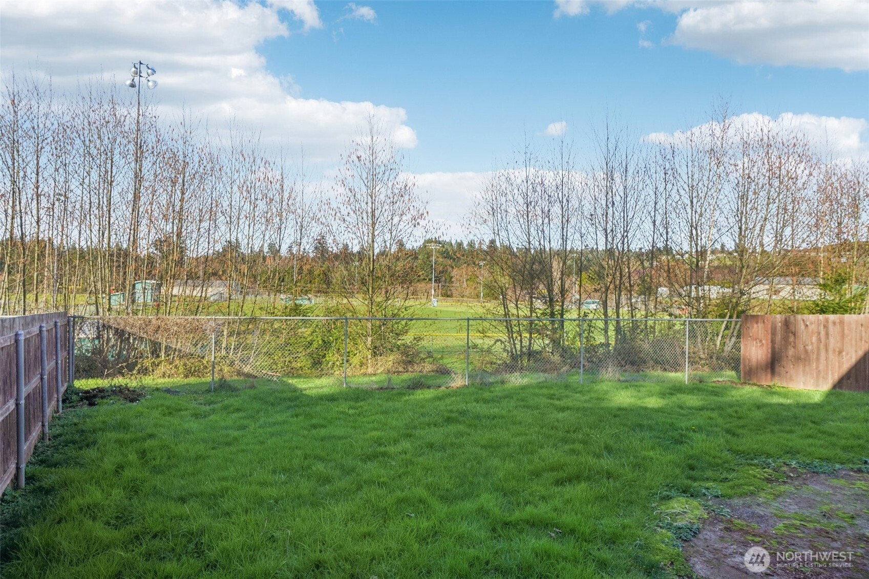 50 Hill Drive , Cathlamet, WA 98612