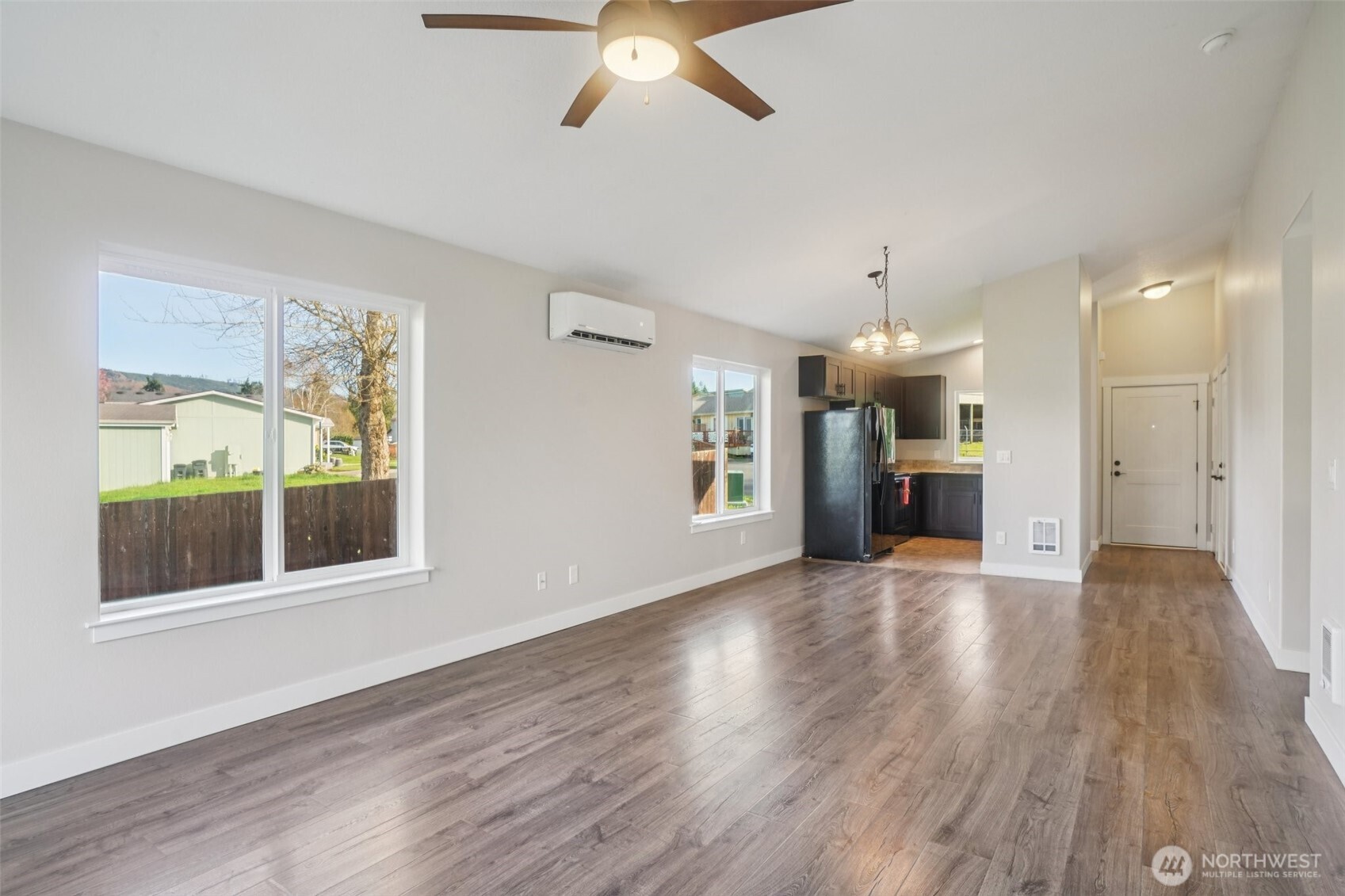 50 Hill Drive , Cathlamet, WA 98612