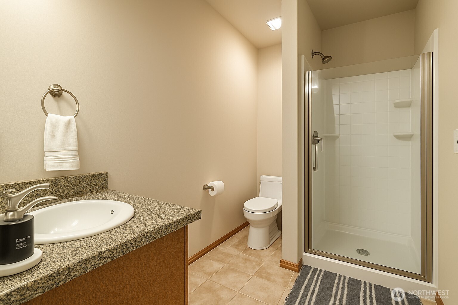 722 E Tacoma Street , Kent, WA 98030