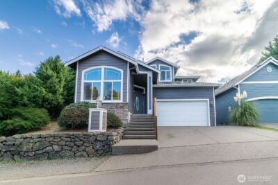 722 E Tacoma Street , Kent, WA 98030 - Photo 2