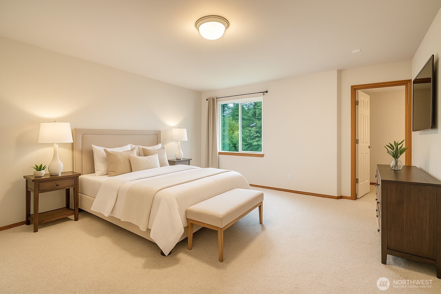 722 E Tacoma Street , Kent, WA 98030