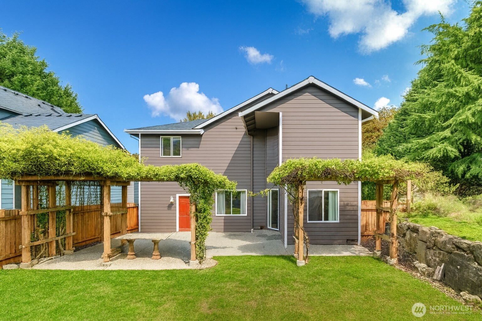 722 E Tacoma Street , Kent, WA 98030