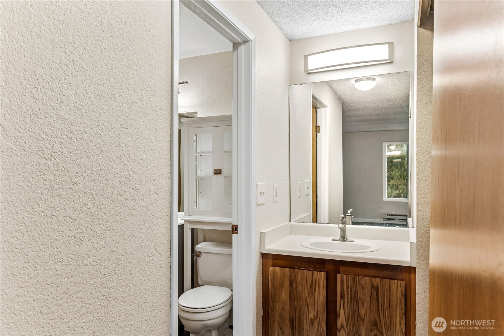 19855 25th Avenue NE #210, Shoreline, WA 98155