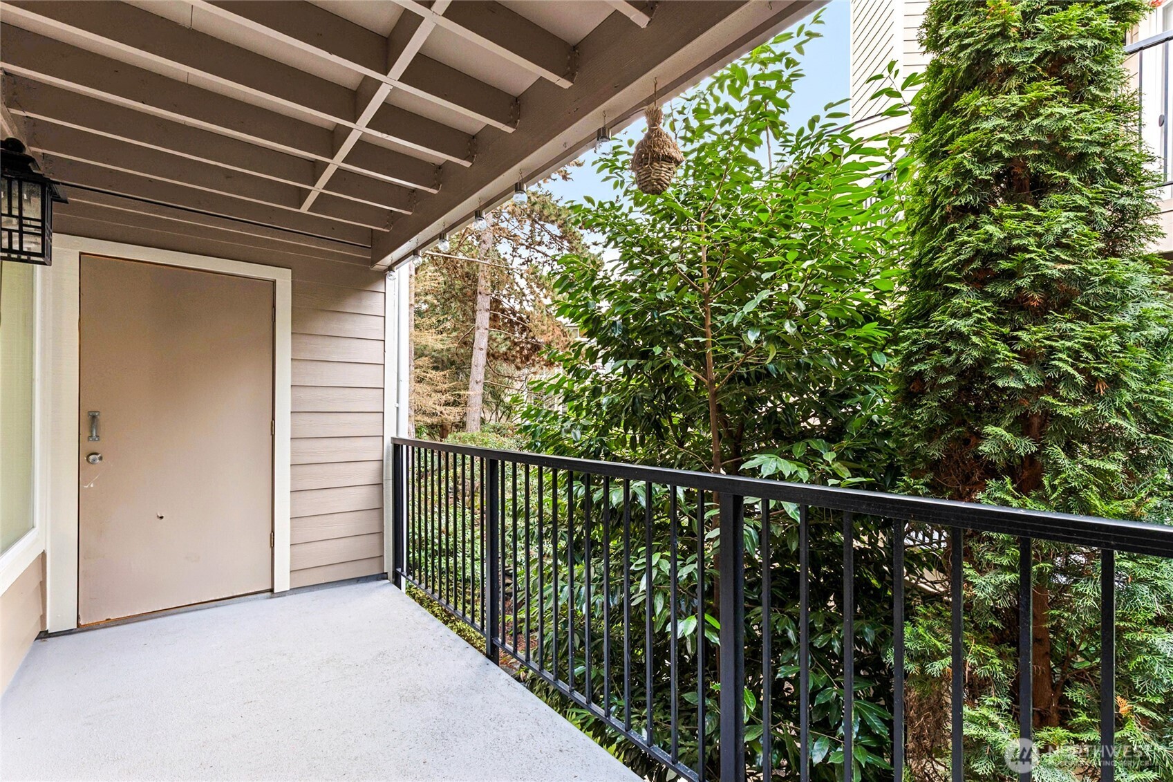 19855 25th Avenue NE #210, Shoreline, WA 98155