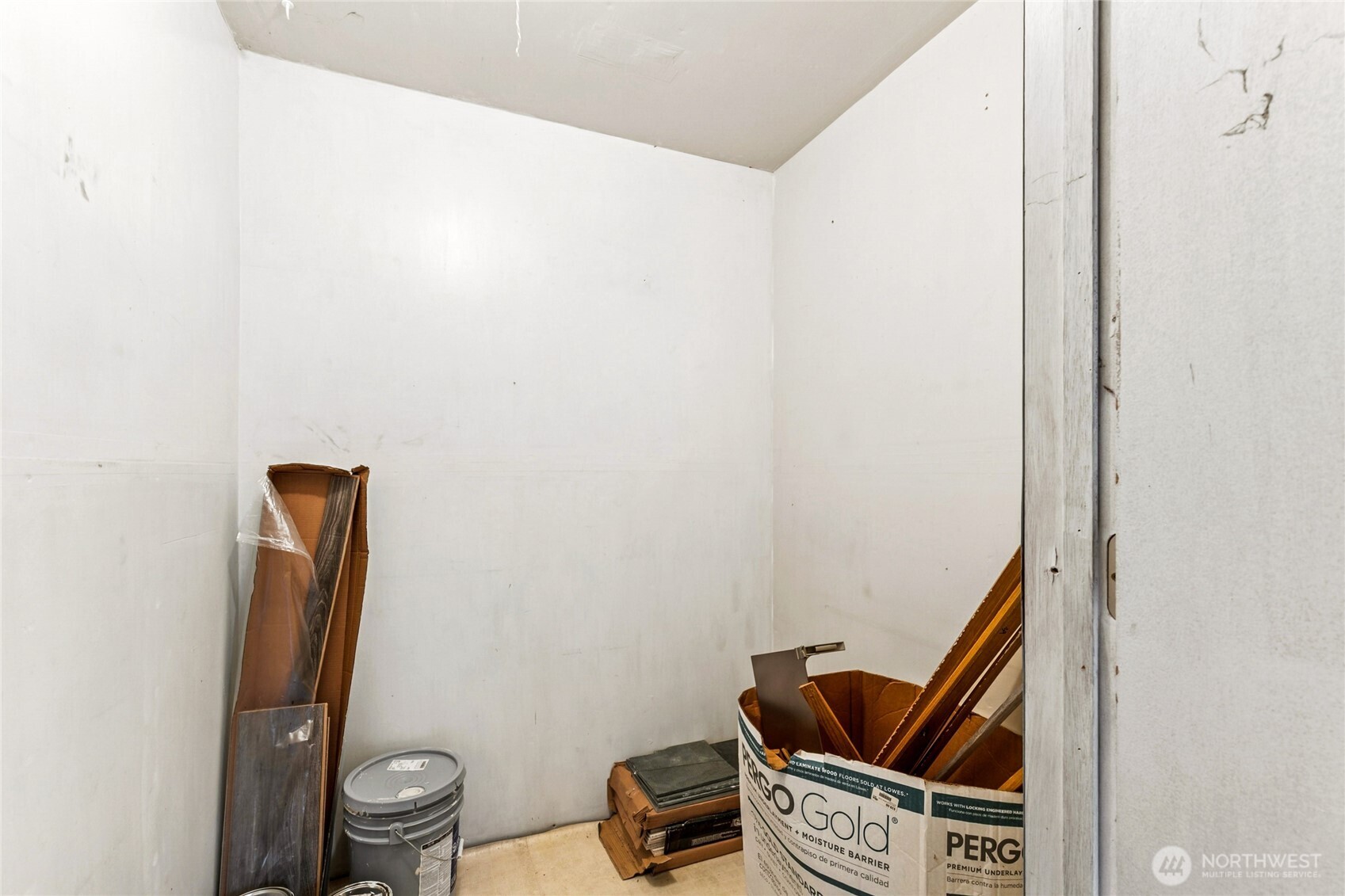 19855 25th Avenue NE #210, Shoreline, WA 98155